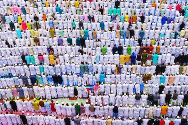 The Light of Jumu’ah: Finding Spiritual Renewal in Our Weekly Gathering